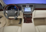 Lexus LS460